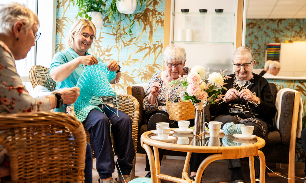 kaffetid på Lærkevej friplejehjem